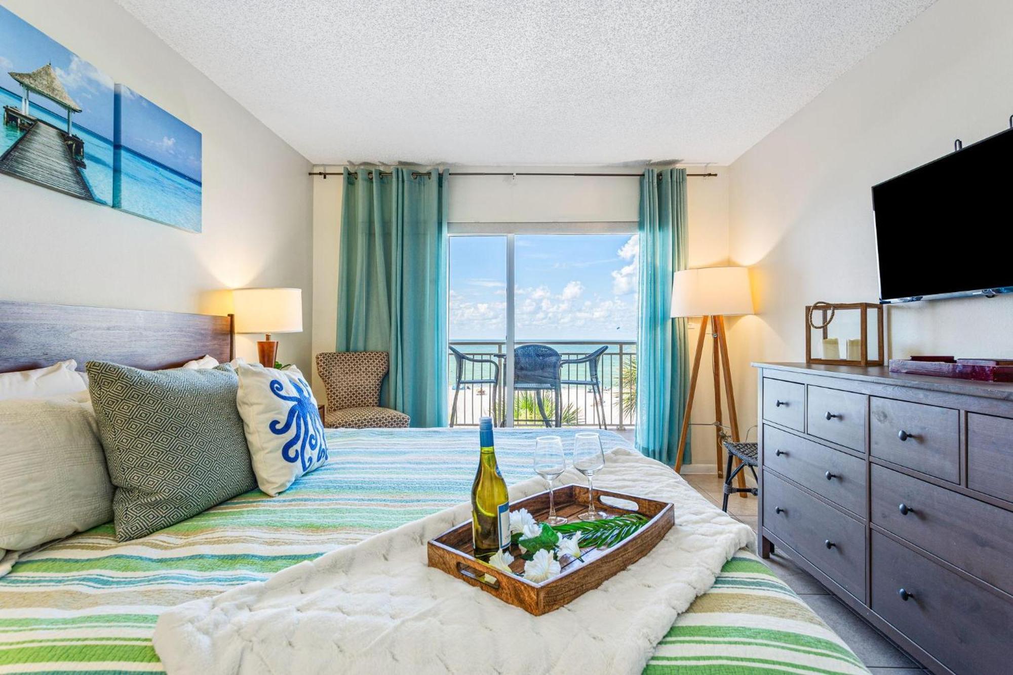 Beachfront Madeira Norte St. Pete Beach Buitenkant foto